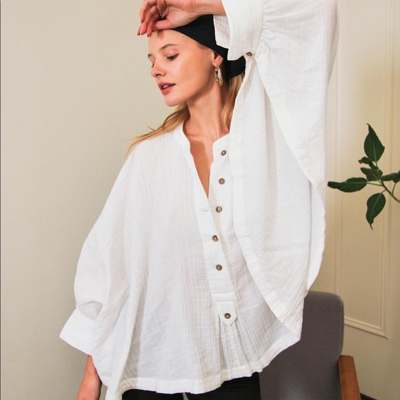 Free People Tops - New Free People Green Cotton Blouse